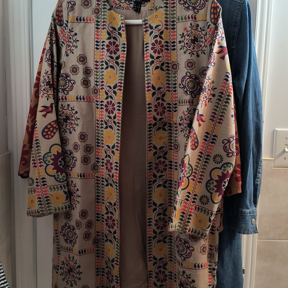 Floral Print Cape